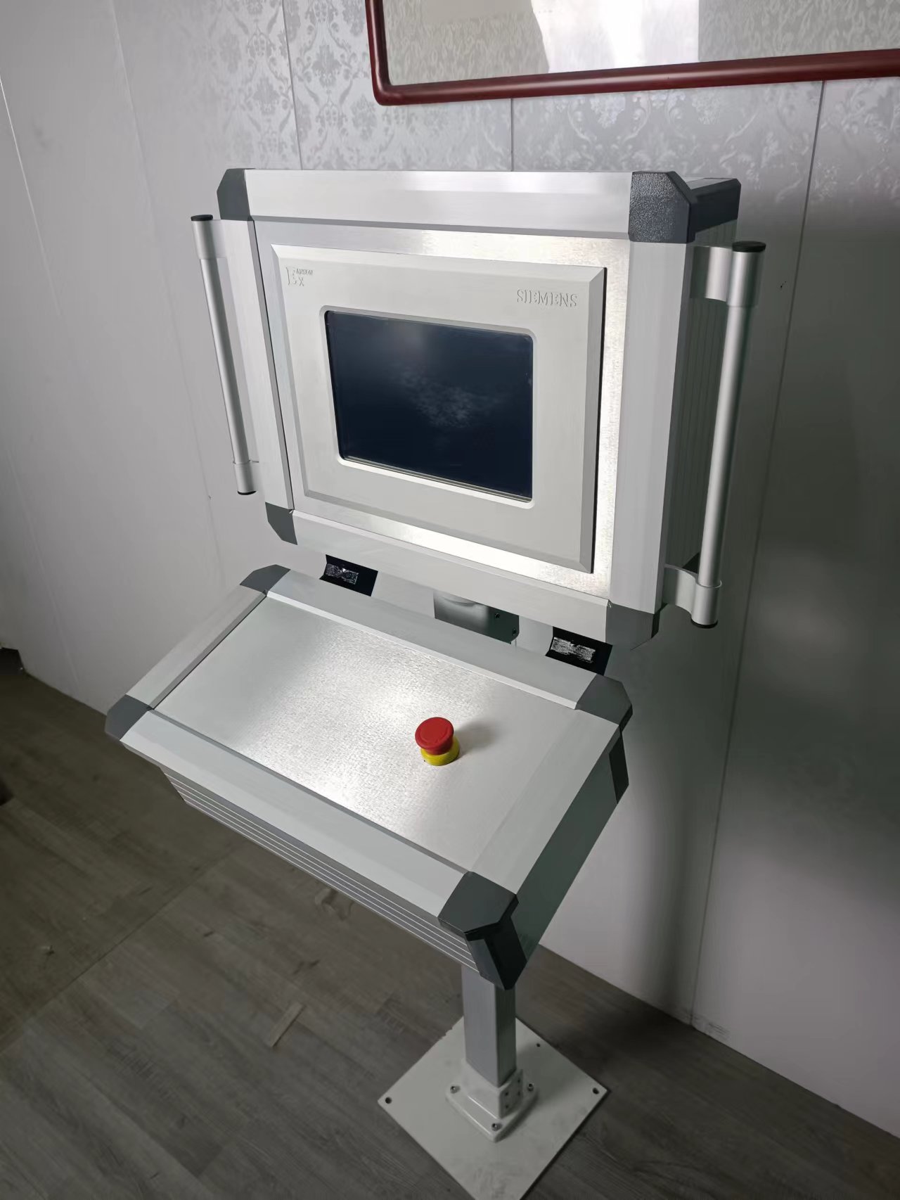 立柱式防爆一体机的优点有哪些